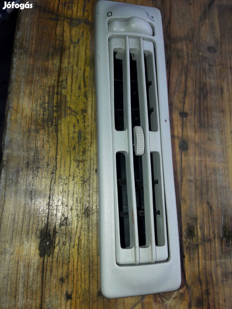 Volkswagen Transporter T4 91-03 Hátsó Szellőző