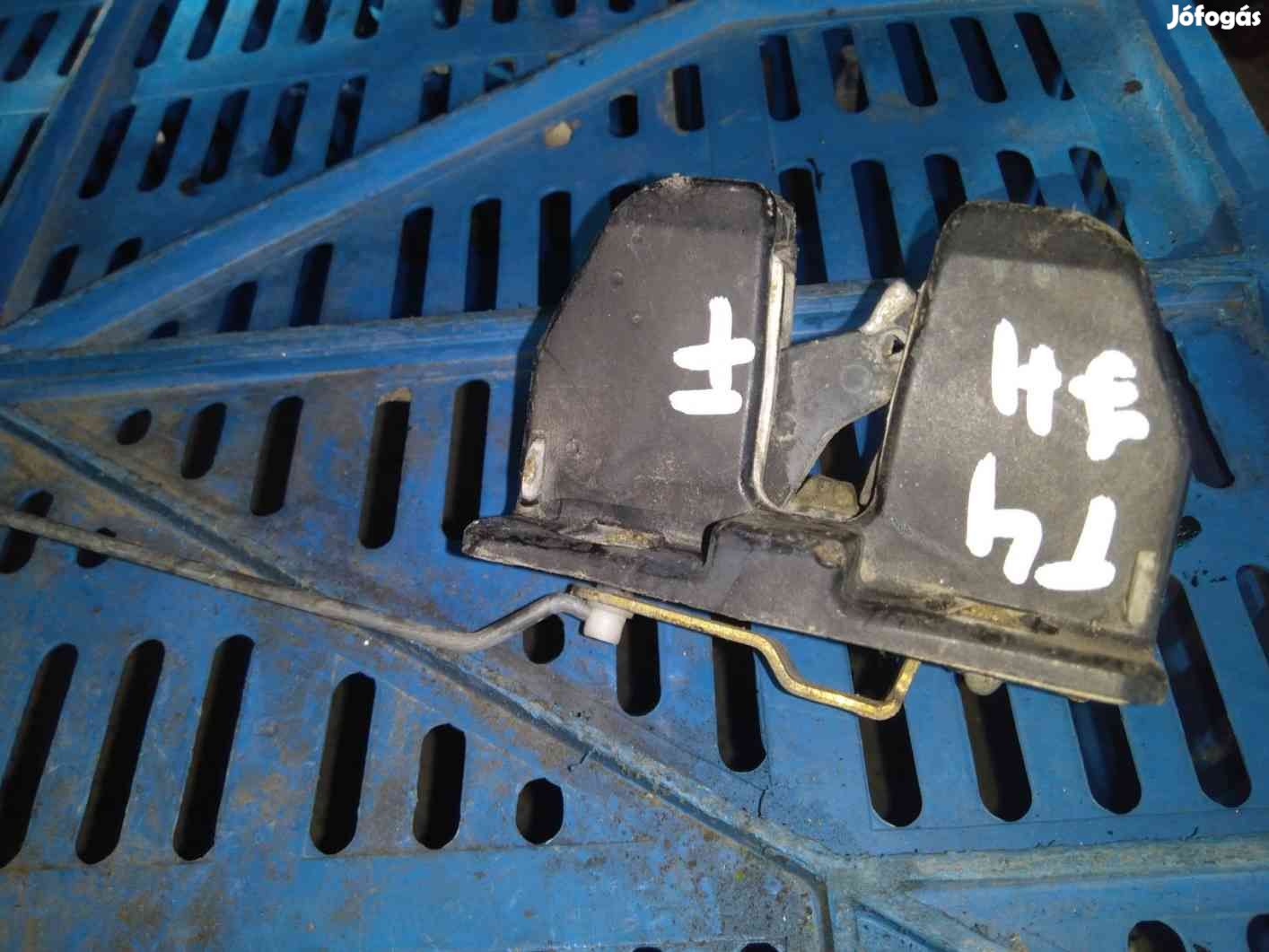 Volkswagen Transporter T4 91-03 Jobb Csomagtérajtó Felső