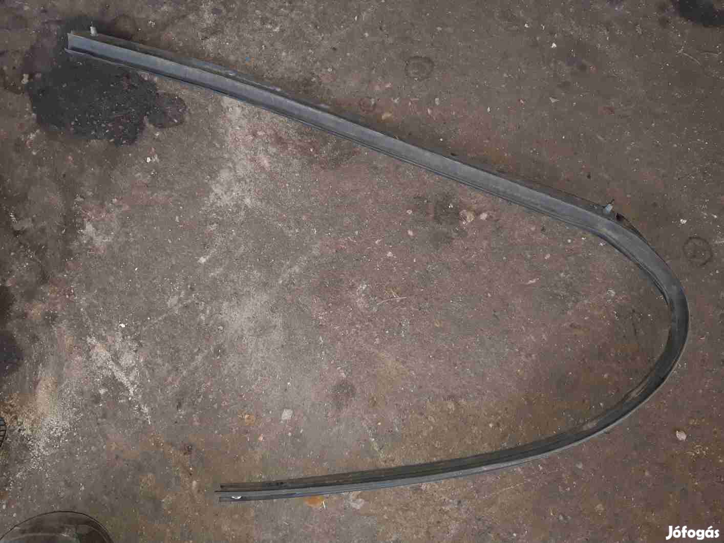 Volkswagen Transporter T4 91-03 Jobb Első Ajtó Gumikéder