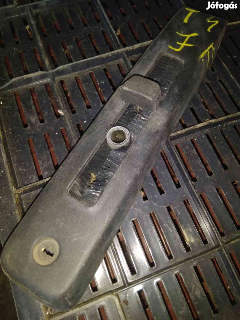 Volkswagen Transporter T4 91-03 Jobb Első Biztonsági Öv