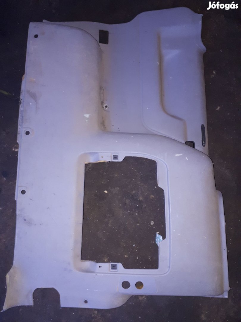 Volkswagen Transporter T4 91-03 Jobb Hátsó Oldalkárpit