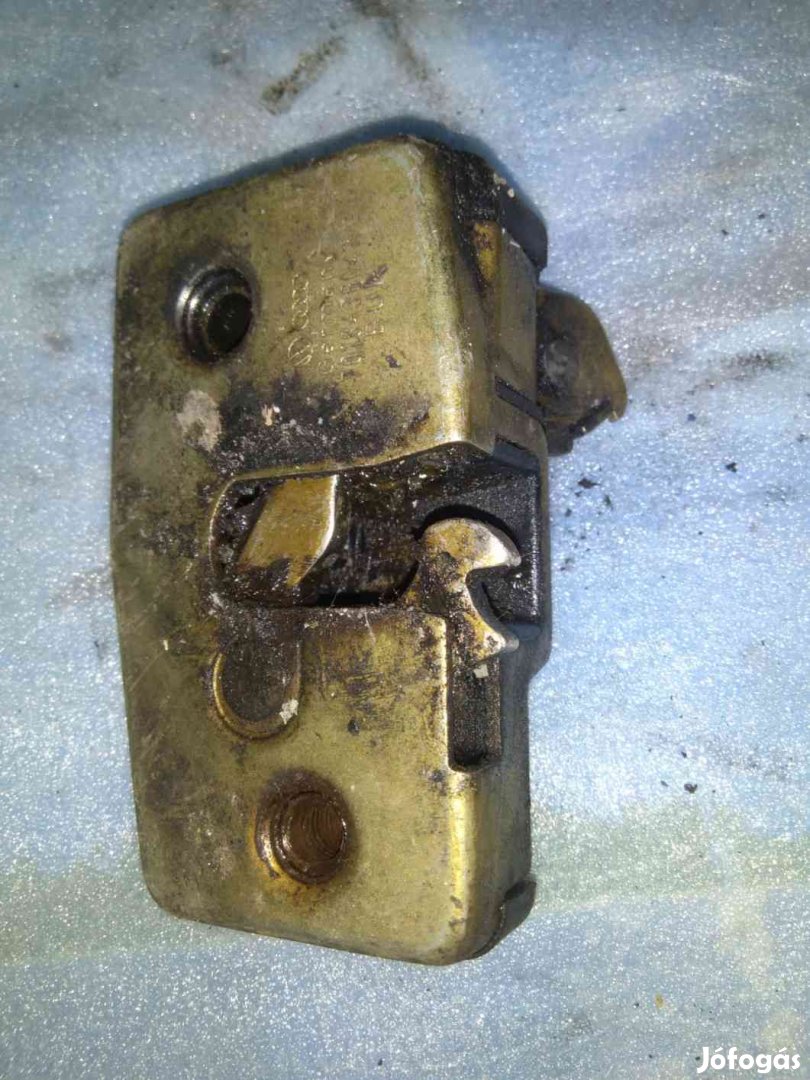 Volkswagen Transporter T4 91-03 Jobb Tolóajtó Zárszerkezet