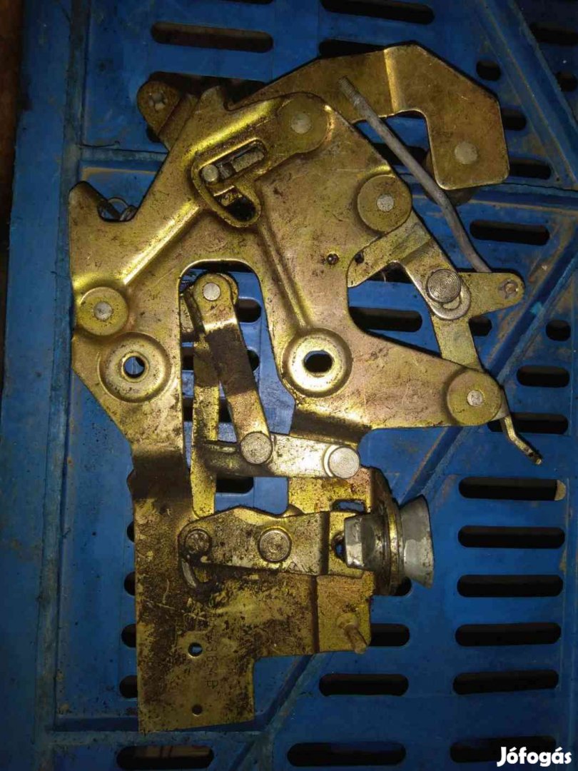 Volkswagen Transporter T4 91-03 Jobb Tolóajtó Zárszerkezet