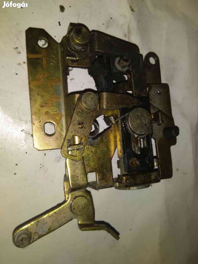 Volkswagen Transporter T4 91-03 Jobb Tolóajtó Zárszerkezet