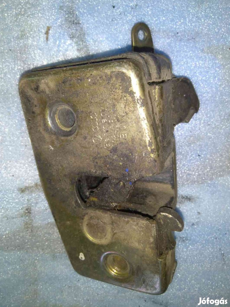 Volkswagen Transporter T4 91-03 Jobb Tolóajtó Zárszerkezet