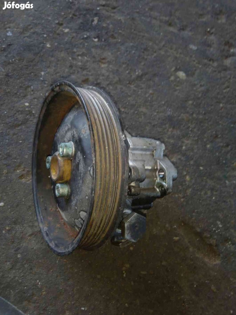 Volkswagen Transporter T4 91-03 Kormányszervó Szivattyú