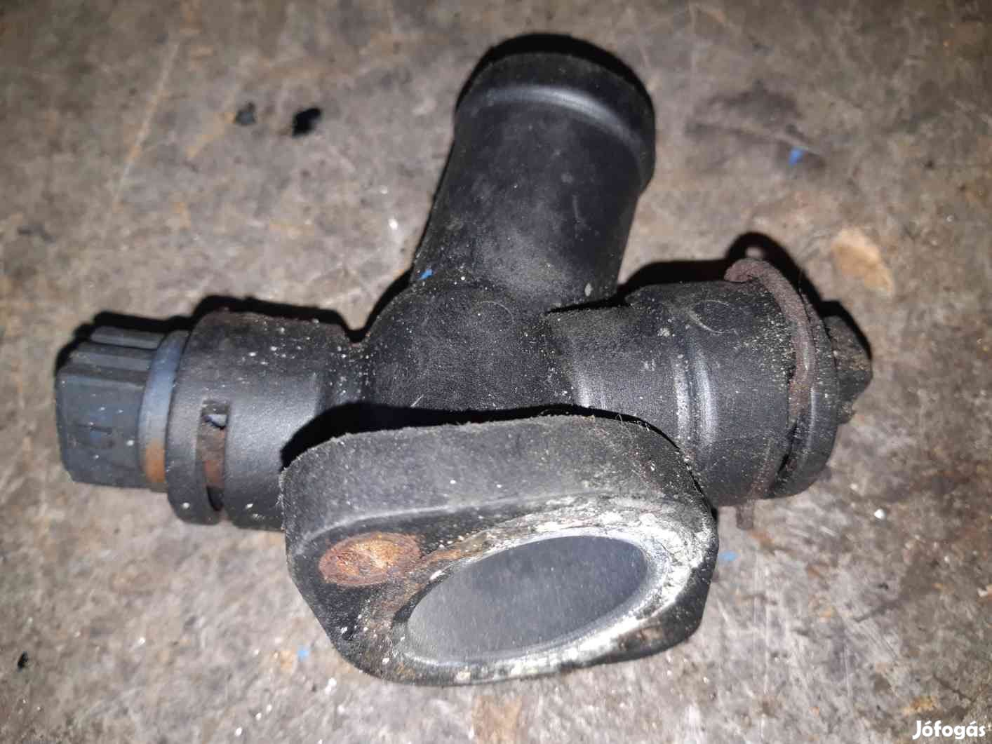 Volkswagen Transporter T4 91-03 Termosztátház Víz