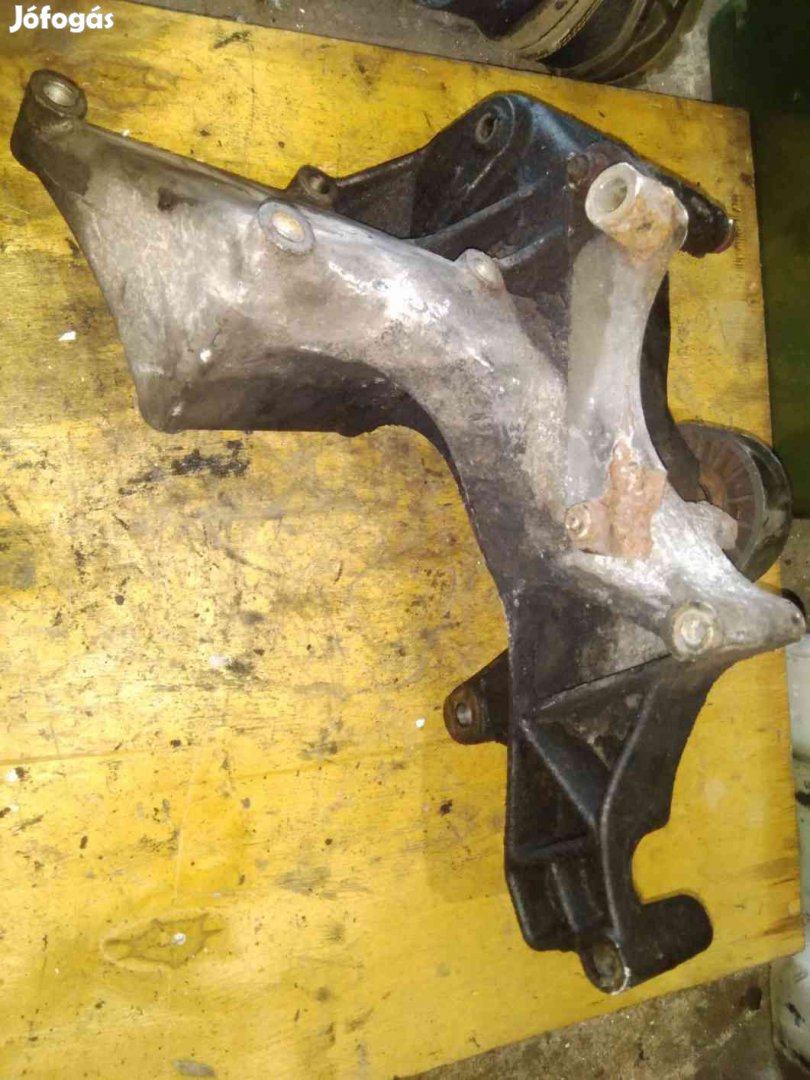 Volkswagen Transporter T4 96-03 Kormányszervó Szivattyú