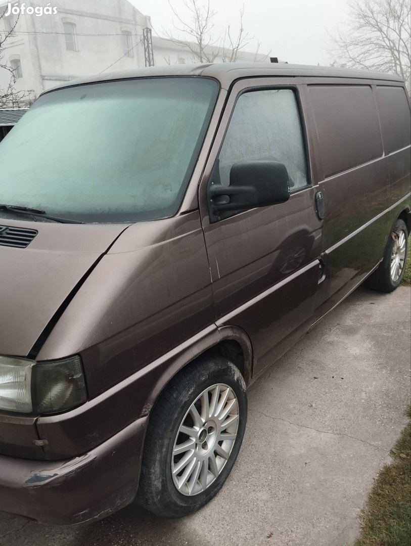 Volkswagen Transporter T4 karosszériaelemek