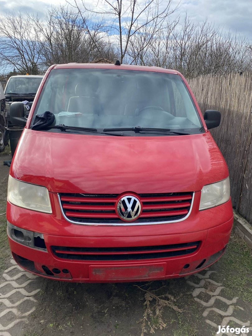 Volkswagen Transporter T5 1.9-2.5 pdtdi alkatrészek