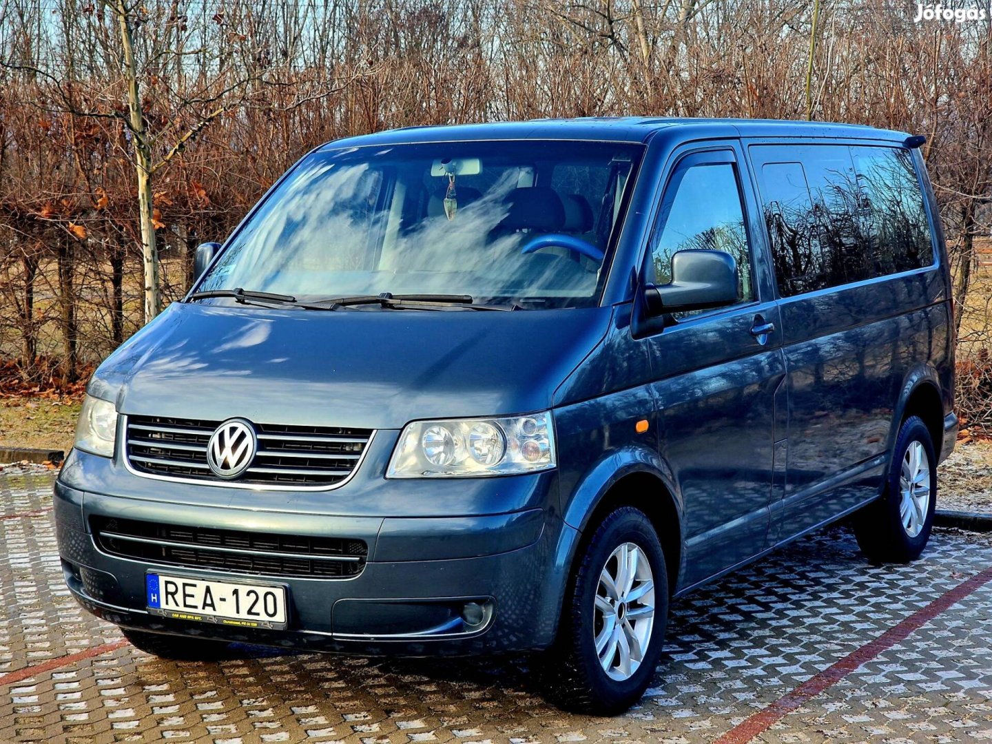 Volkswagen Transporter T5 1.9 TDI Caravelle 9 s...