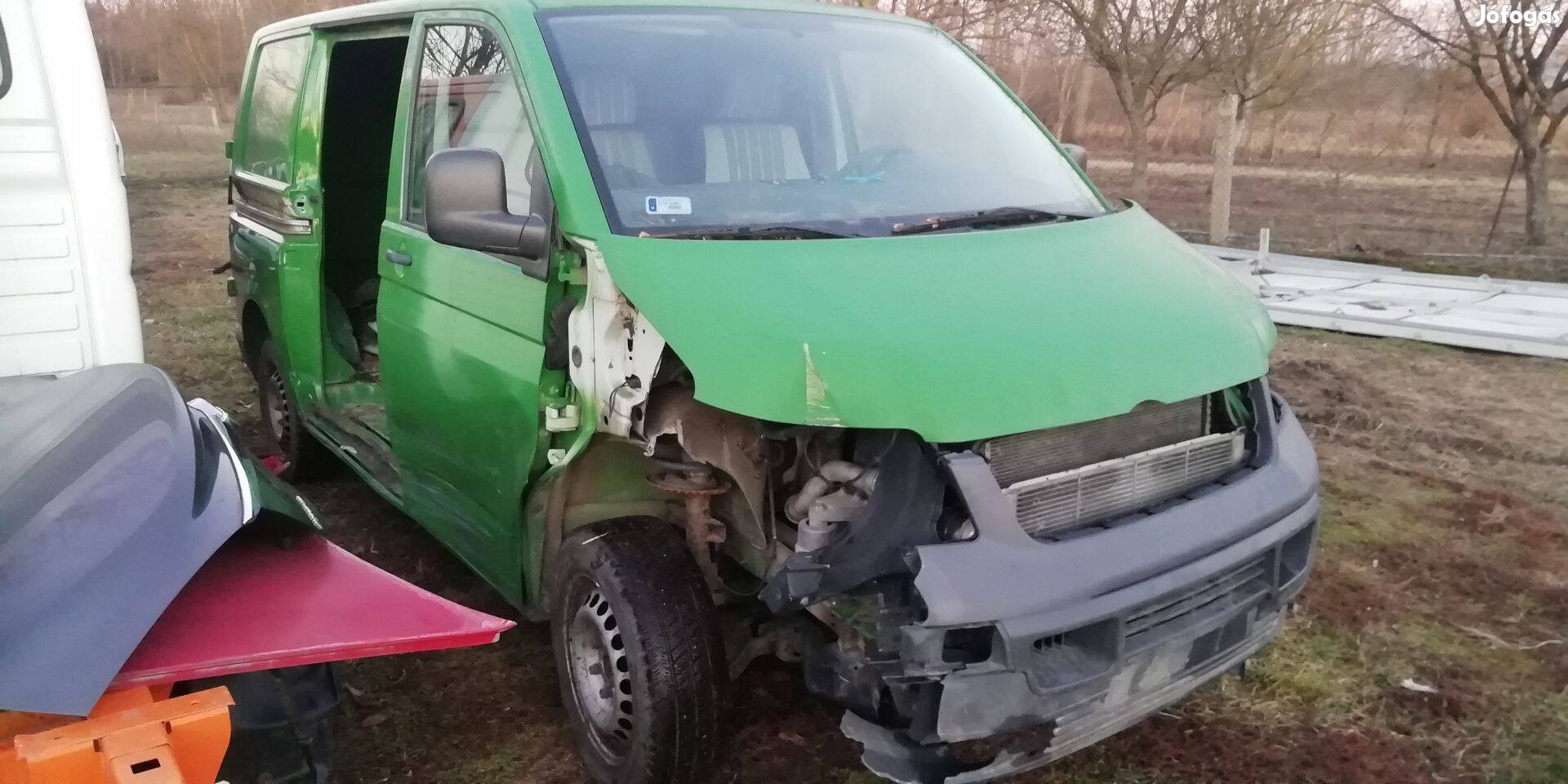 Volkswagen Transporter T5 1.9 pdtd hiányosan eladó. 150