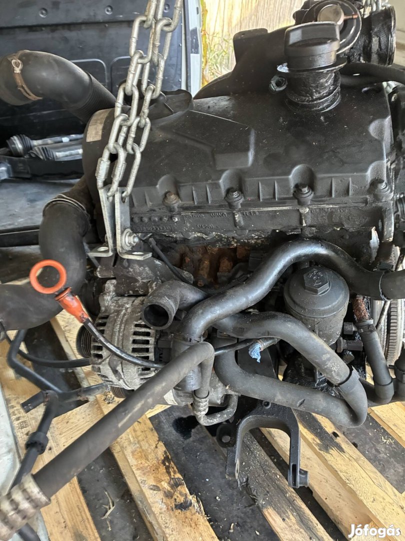 Volkswagen Transporter T5 1.9 pdtdi Axc-Axb Komplett motor