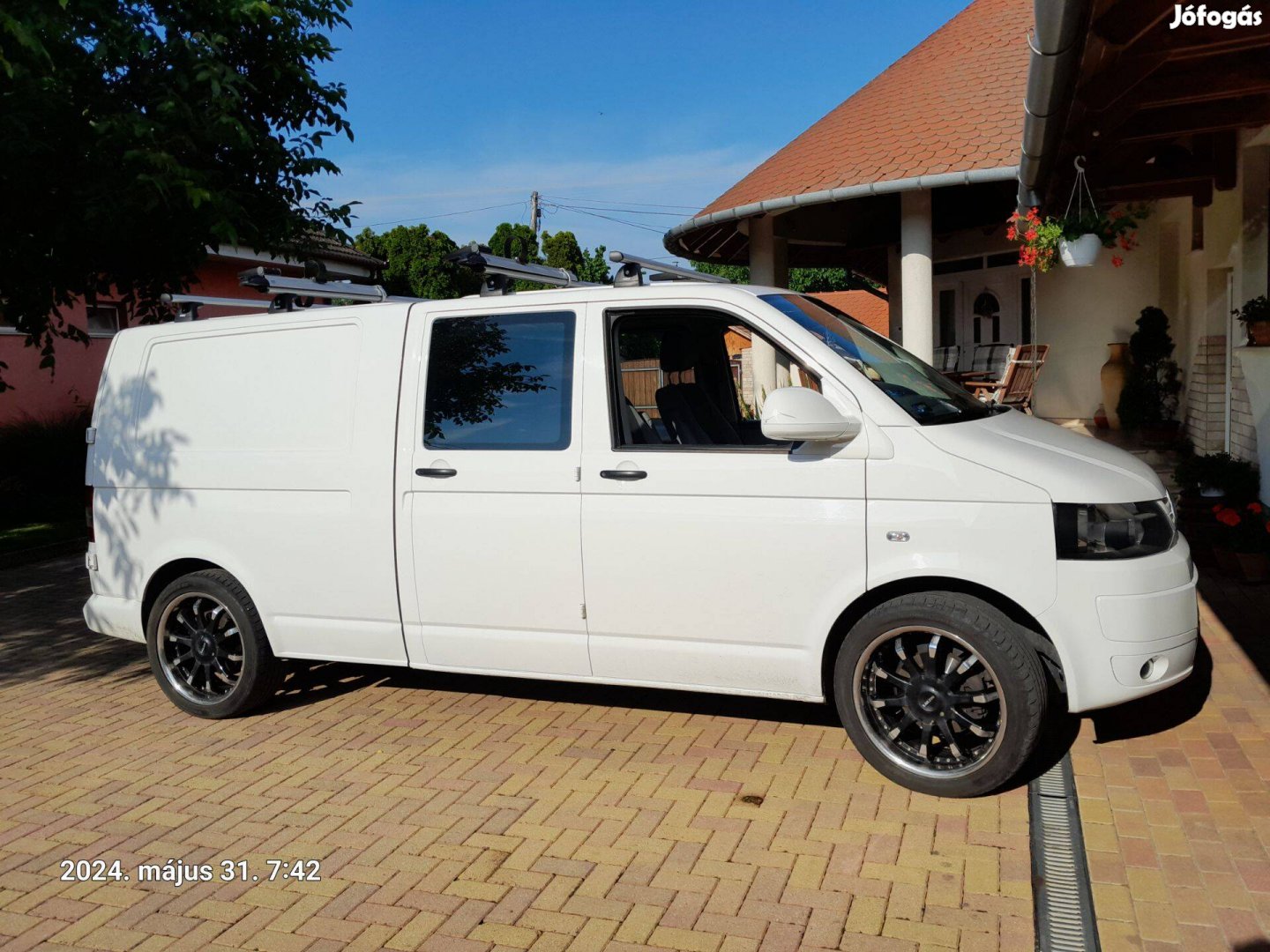 Volkswagen Transporter T5 2.0 Bitdi, Transvan 5 Fős, MO-i, garantált 1