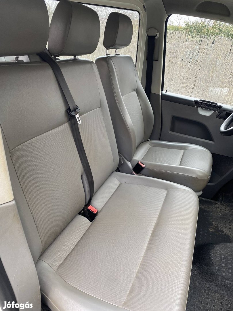 Volkswagen Transporter T5 9 személyes ülés szett