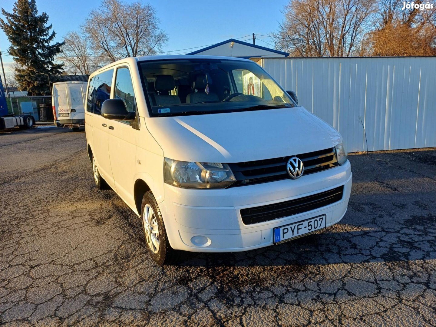 Volkswagen Transporter T5 Caravelle 2.0 CR TDI...