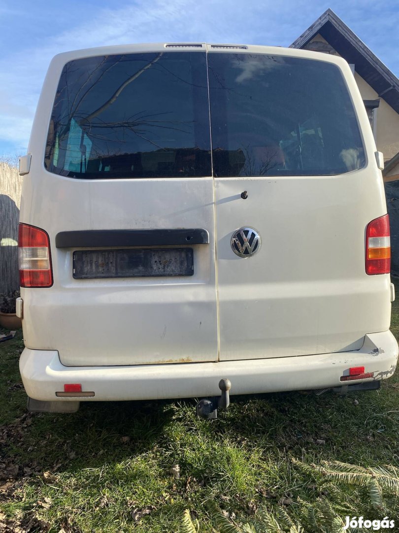 Volkswagen Transporter T5 csomagtérajtók