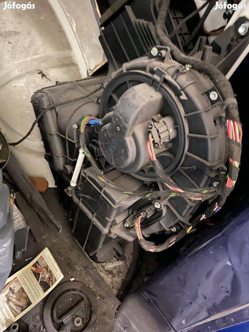 Volkswagen Transporter T5 hátsó hátsó kiegészítő fűtés