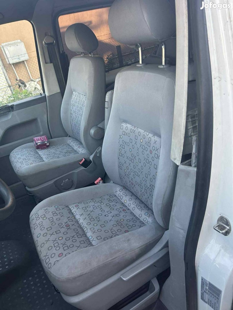 Volkswagen Transporter T5 ülés