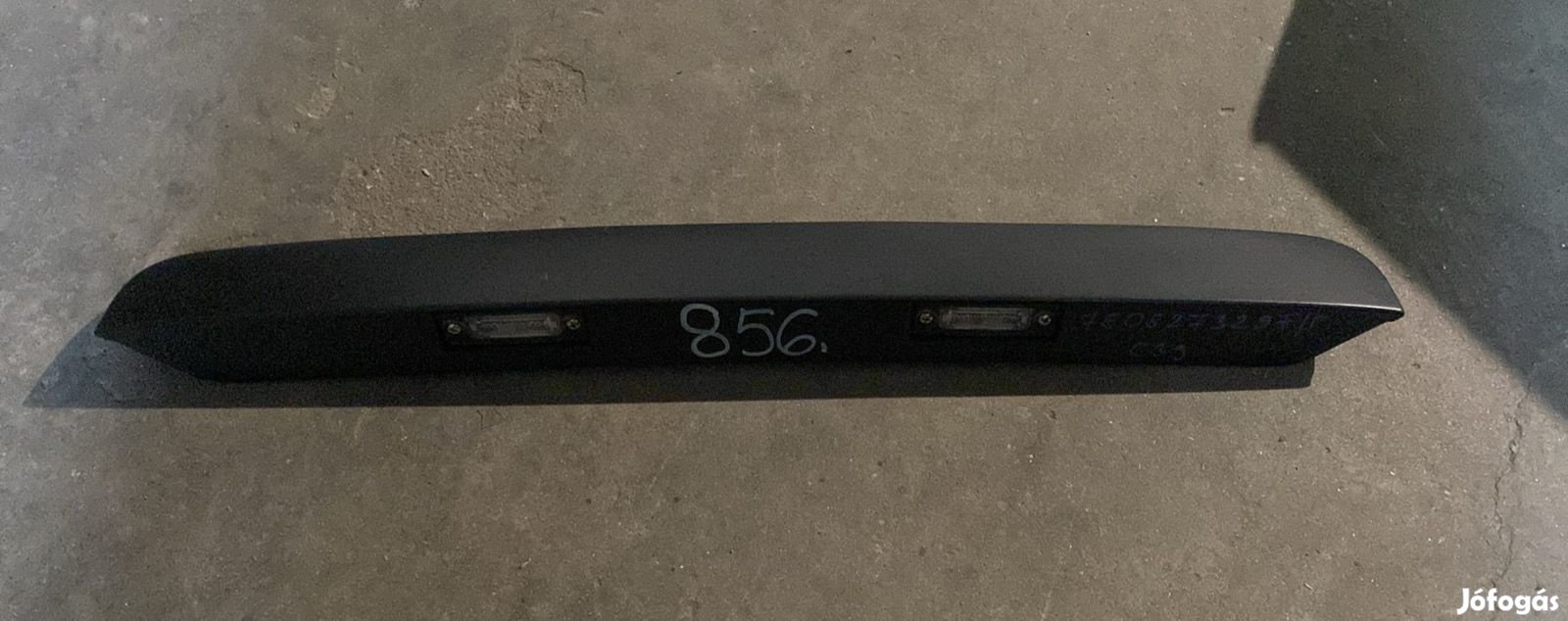 Volkswagen Transporter csomagtérajtó lámpa 7E0827329F eladó