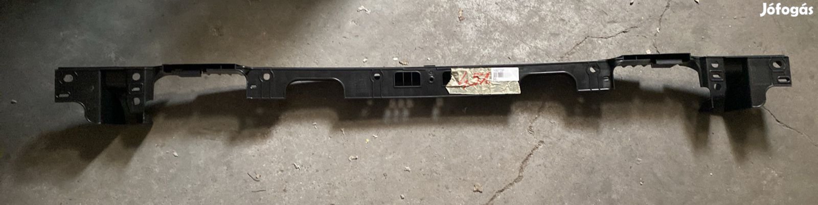 Volkswagen Transporter hátsó középső lökhárító tartó 7H0807723 eladó