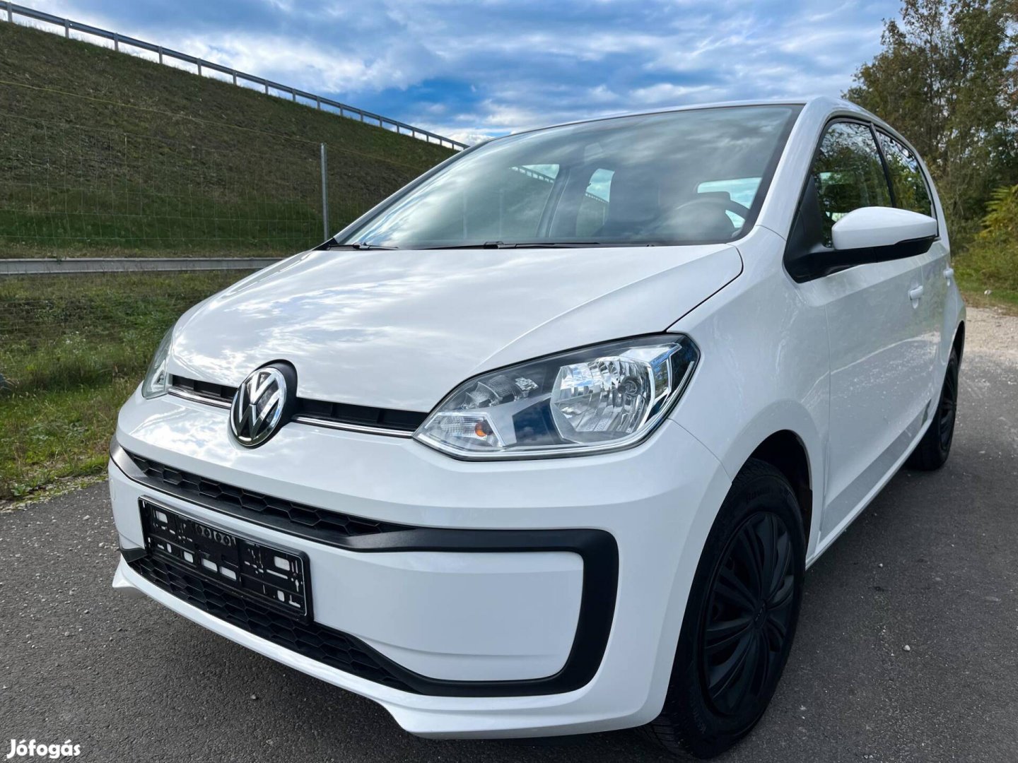 Volkswagen UP Up! 1.0 BMT Move Up! 98 Ezer KM!