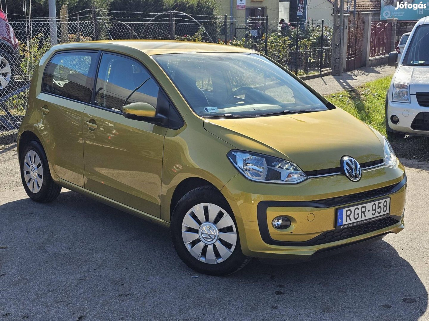 Volkswagen UP Up! 1.0 BMT Move Up! Magyarország...