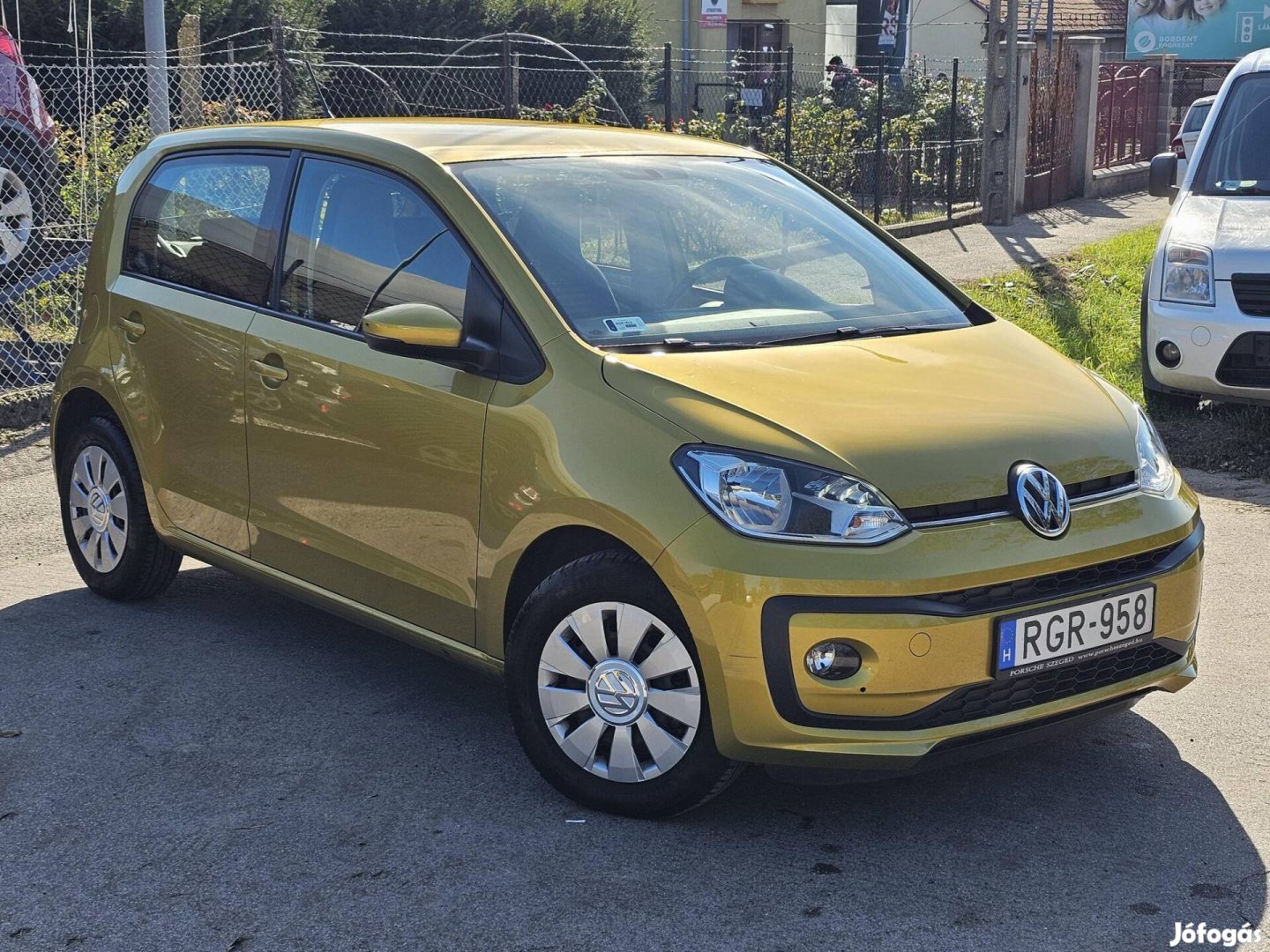 Volkswagen UP Up! 1.0 BMT Move Up! Magyarország...