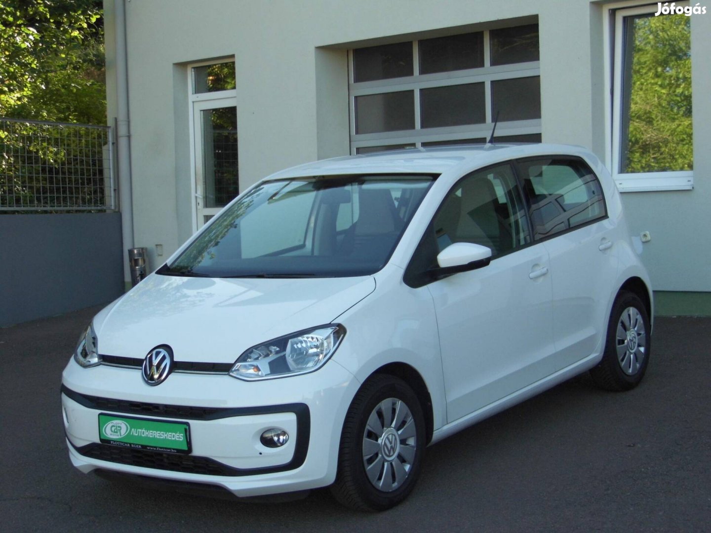 Volkswagen UP Up! 1.0 High Up! Szervizkönyv-Ülé...