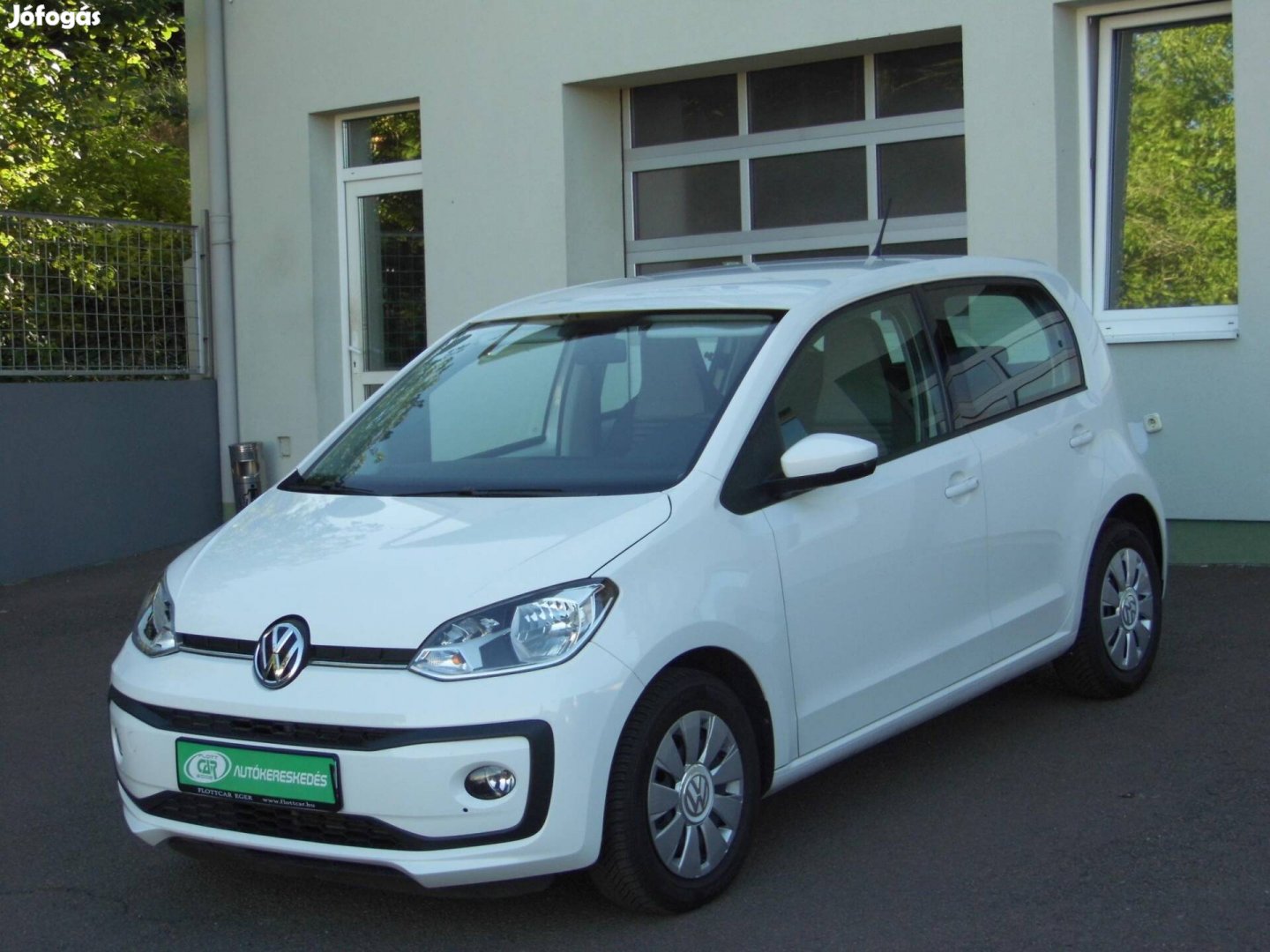 Volkswagen UP Up! 1.0 High Up! Szervizkönyv-Ülé...