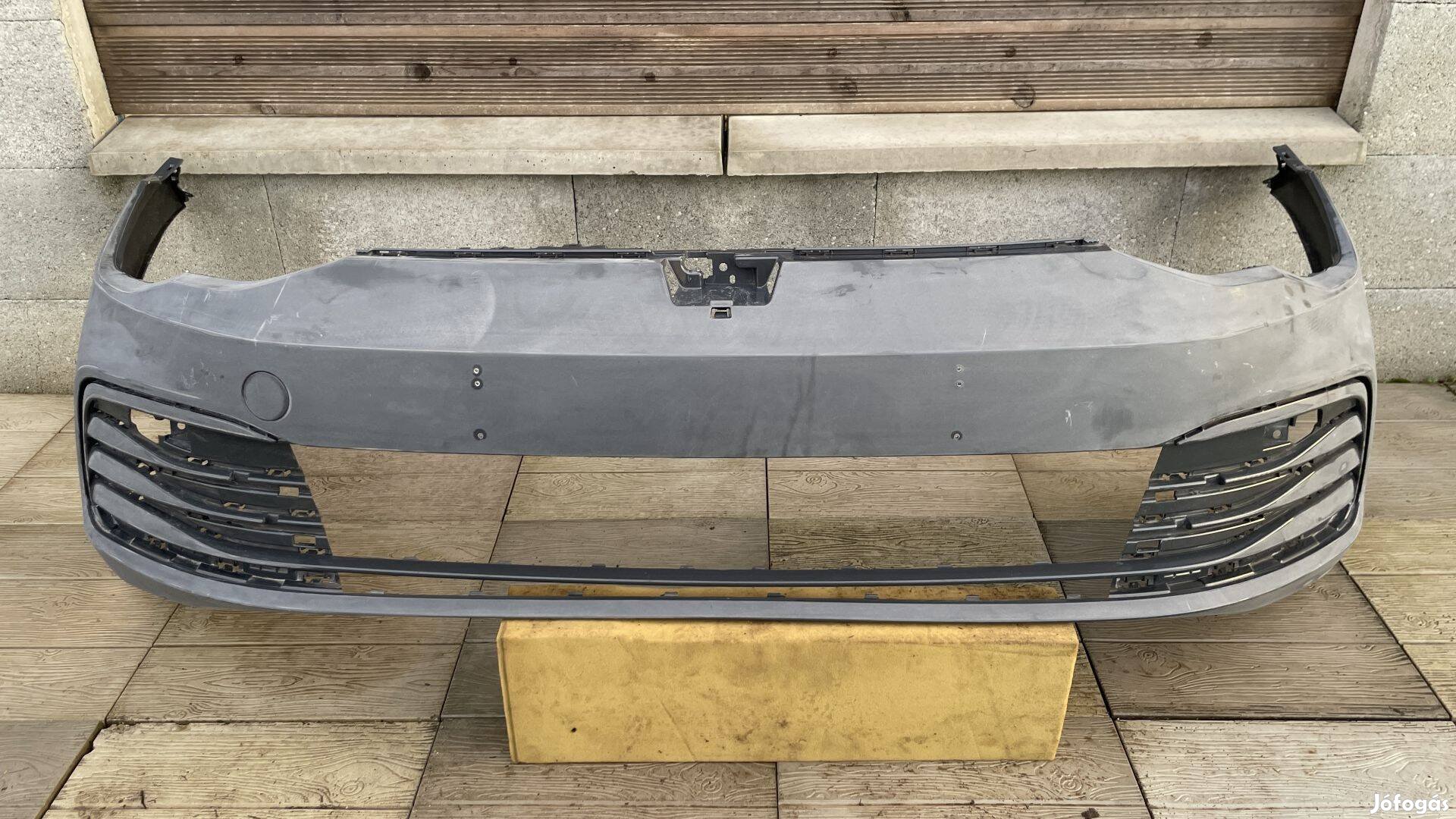 Volkswagen VW Golf 8 VIII első lökhárító 5H0807221H