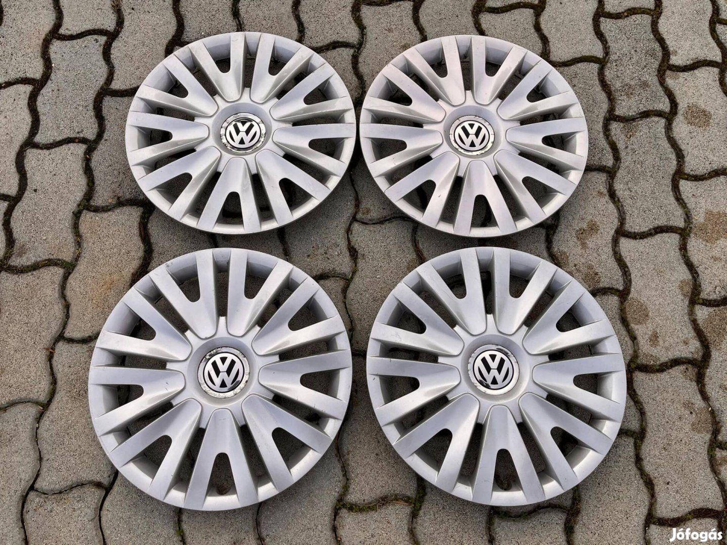 Volkswagen VW Golf VII 7 Touran Tiguan 16" 16 dísztárcsa garnitúra