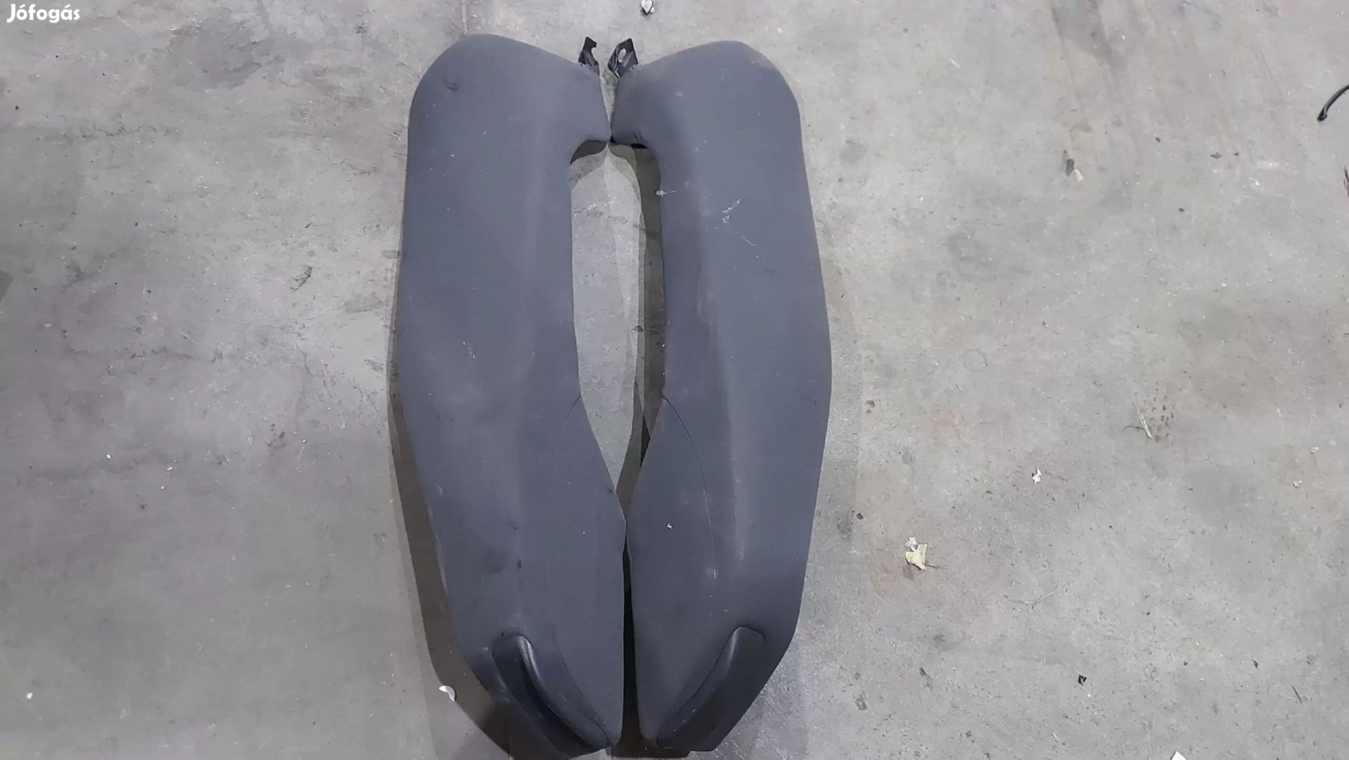 Volkswagen VW Jetta 06- Hátsó ülés C oszlop alsó műanyag