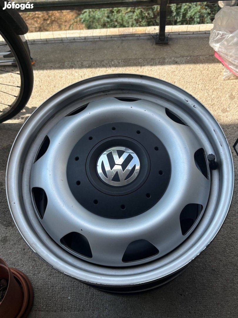 Volkswagen VW T5 gyári 16-os acélfelni/lemezfelni szett