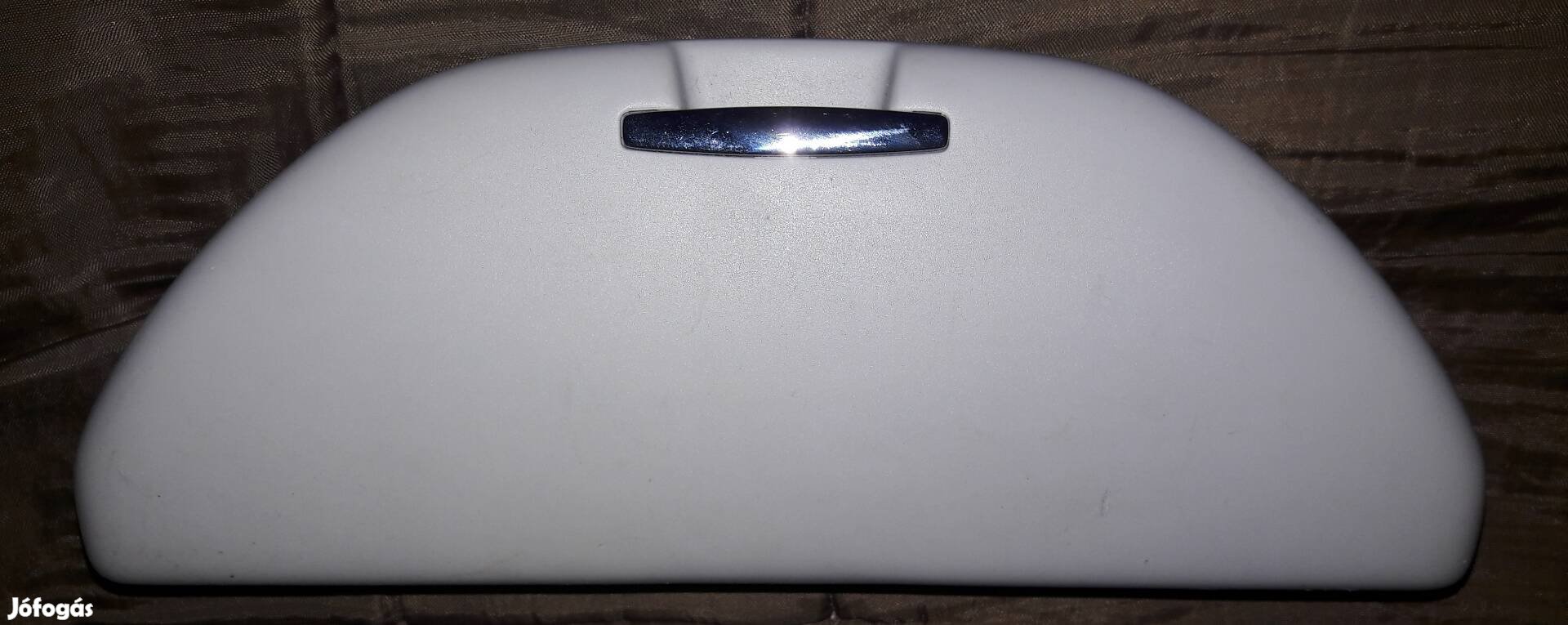 Volkswagen VW. Szemüvegtartó