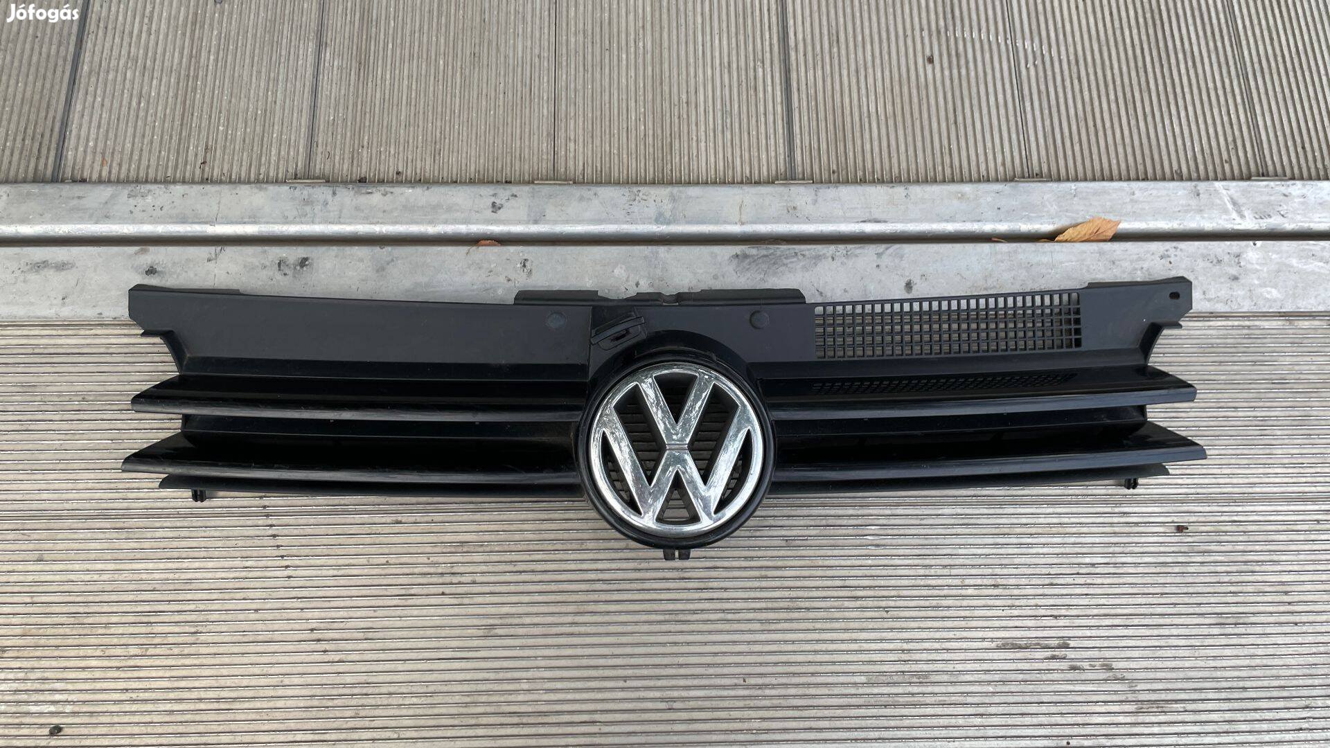 Volkswagen VW golf IV 4 díszrács hütőrács 1J0853655G