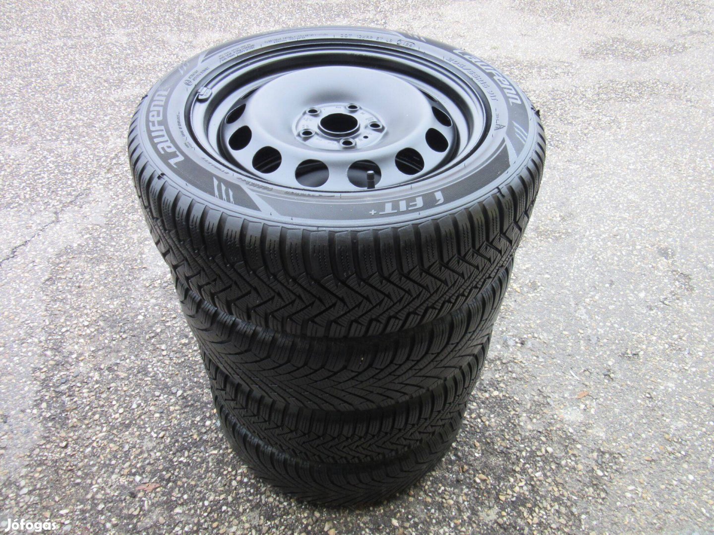 Volkswagen, Audi acélfelni 205/55 R16 téli gumival eladó