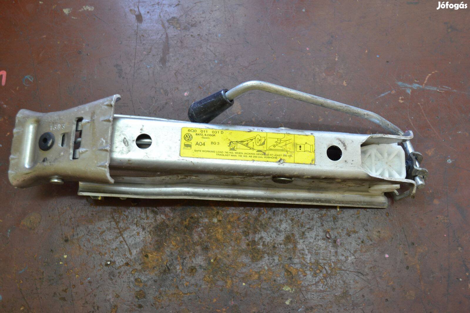 Volkswagen, Seat, Audi, Skoda gyári emelő, autóemelő! 6Q0011031 D