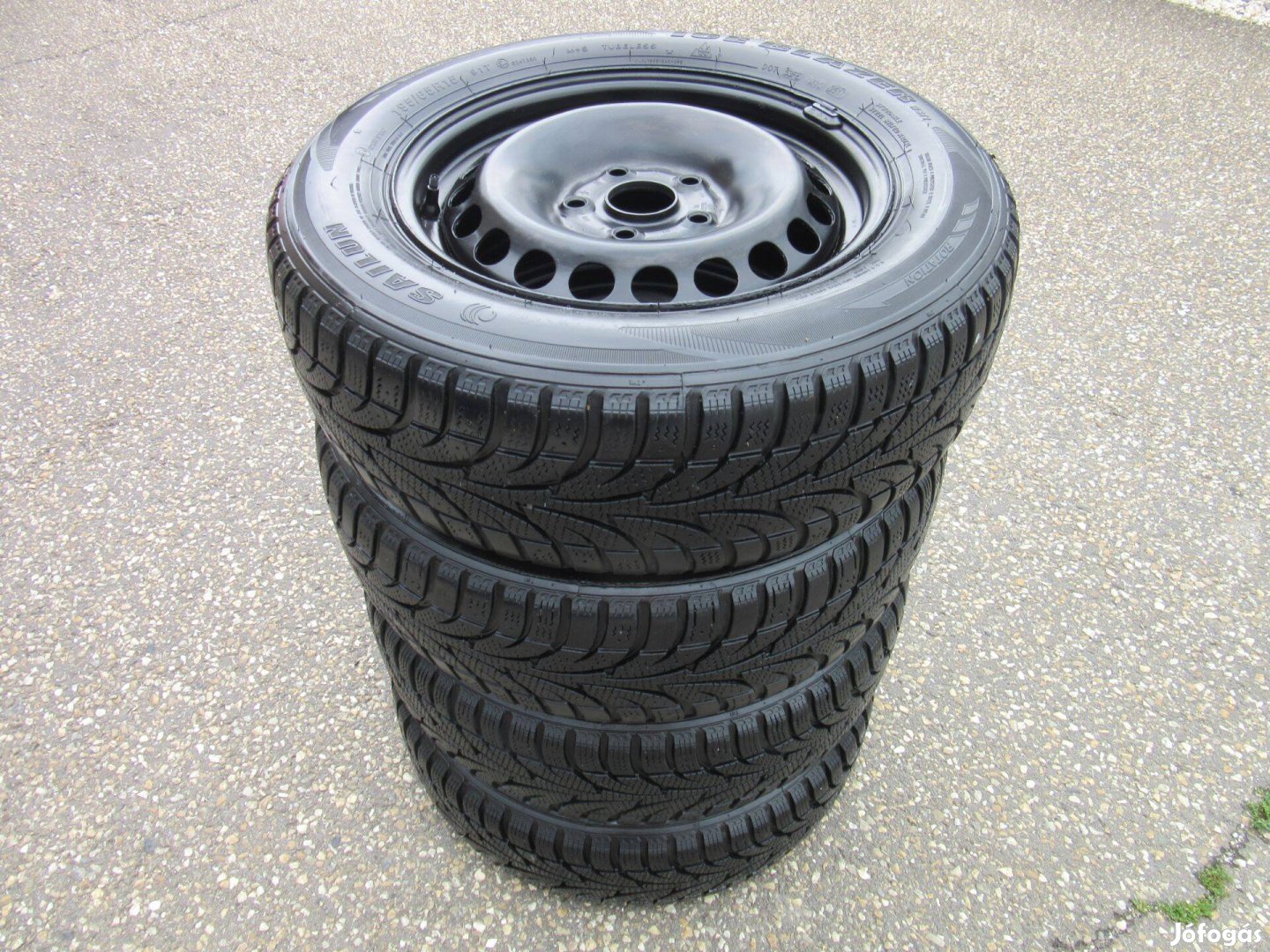 Volkswagen acélfelni  195/65 R 15 Sailun téli gumival eladó