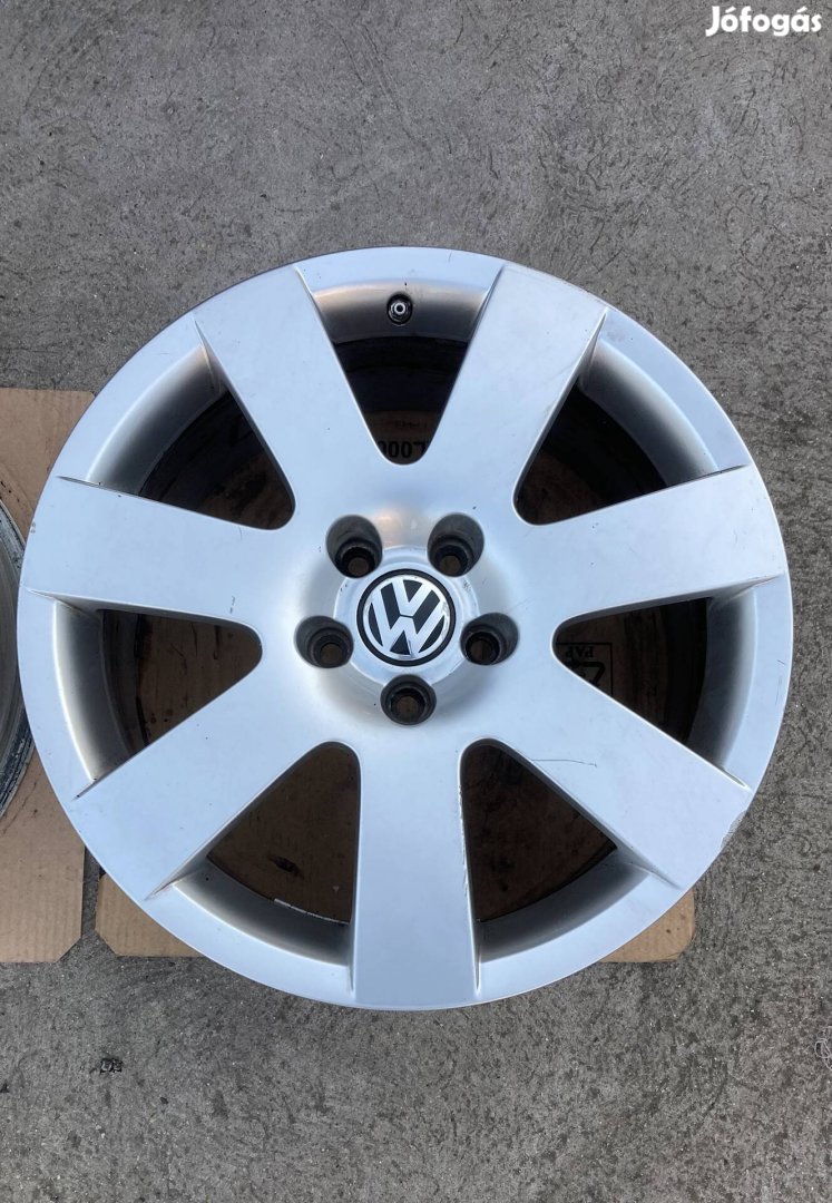 Volkswagen alfuelni szett 18", 5x112, ET45, 8.5J + Tpms szenzorok