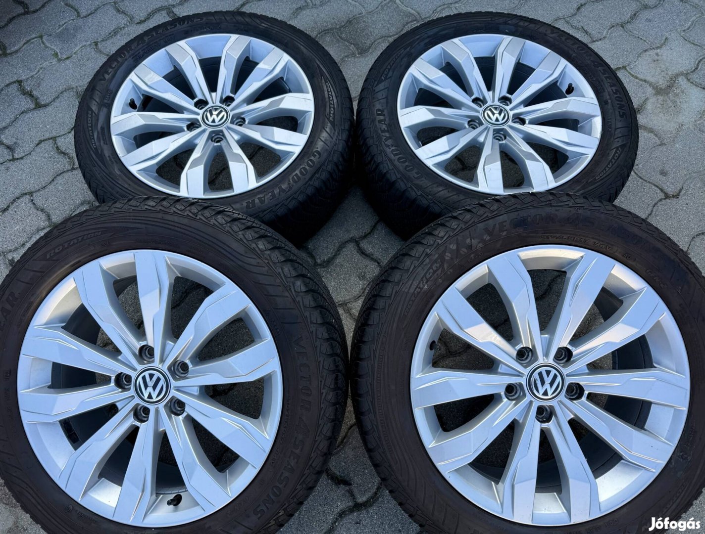 Volkswagen alufelni 17" Négyévszakos! Superb passat b8 alufelni 17"