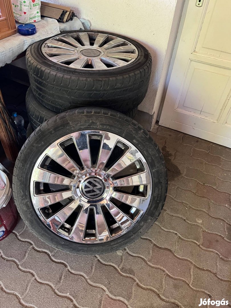 Volkswagen autó felni