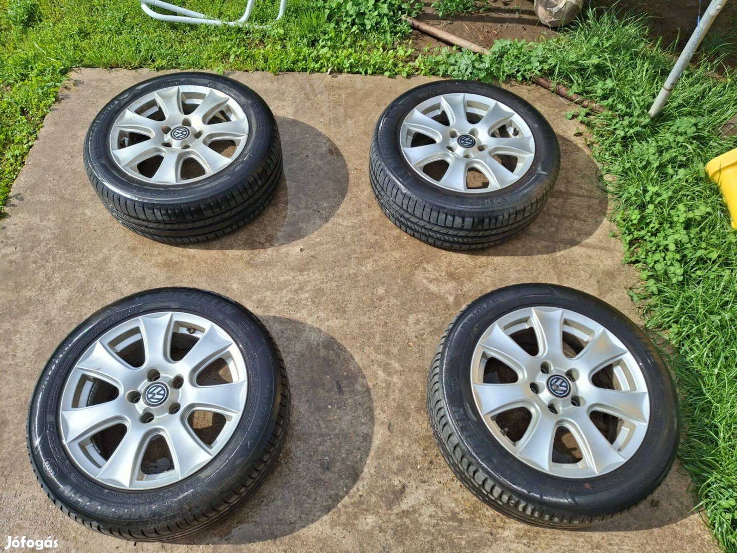 Volkswagen felni Michlein gumival