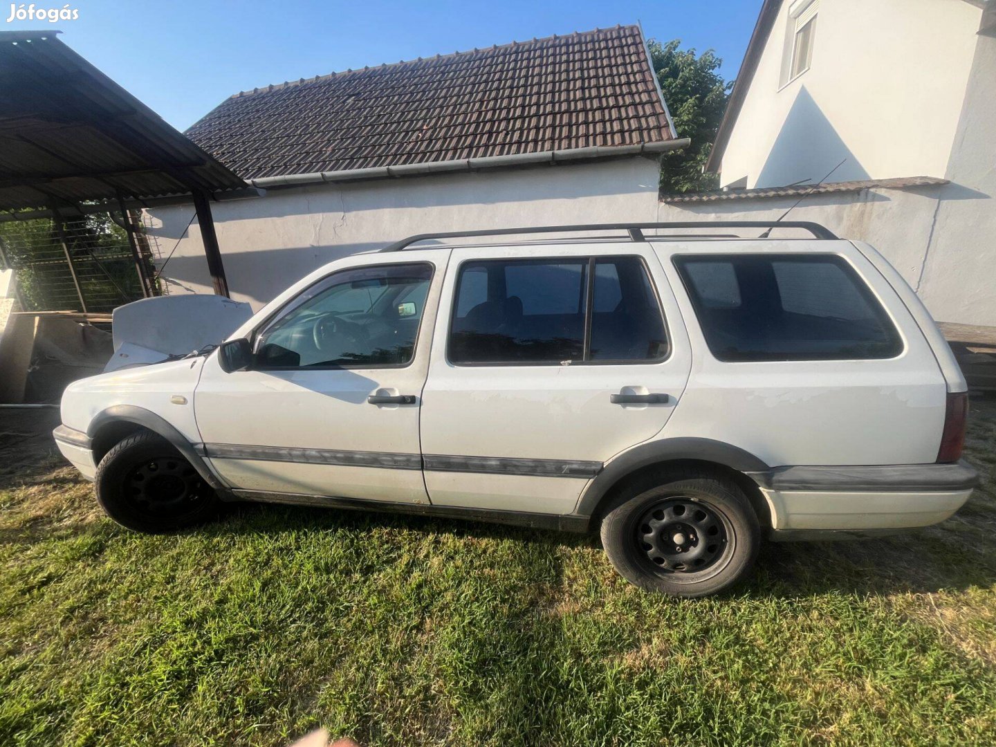 Volkswagen golf 3 kombi 1,9 SDI sérült eladó