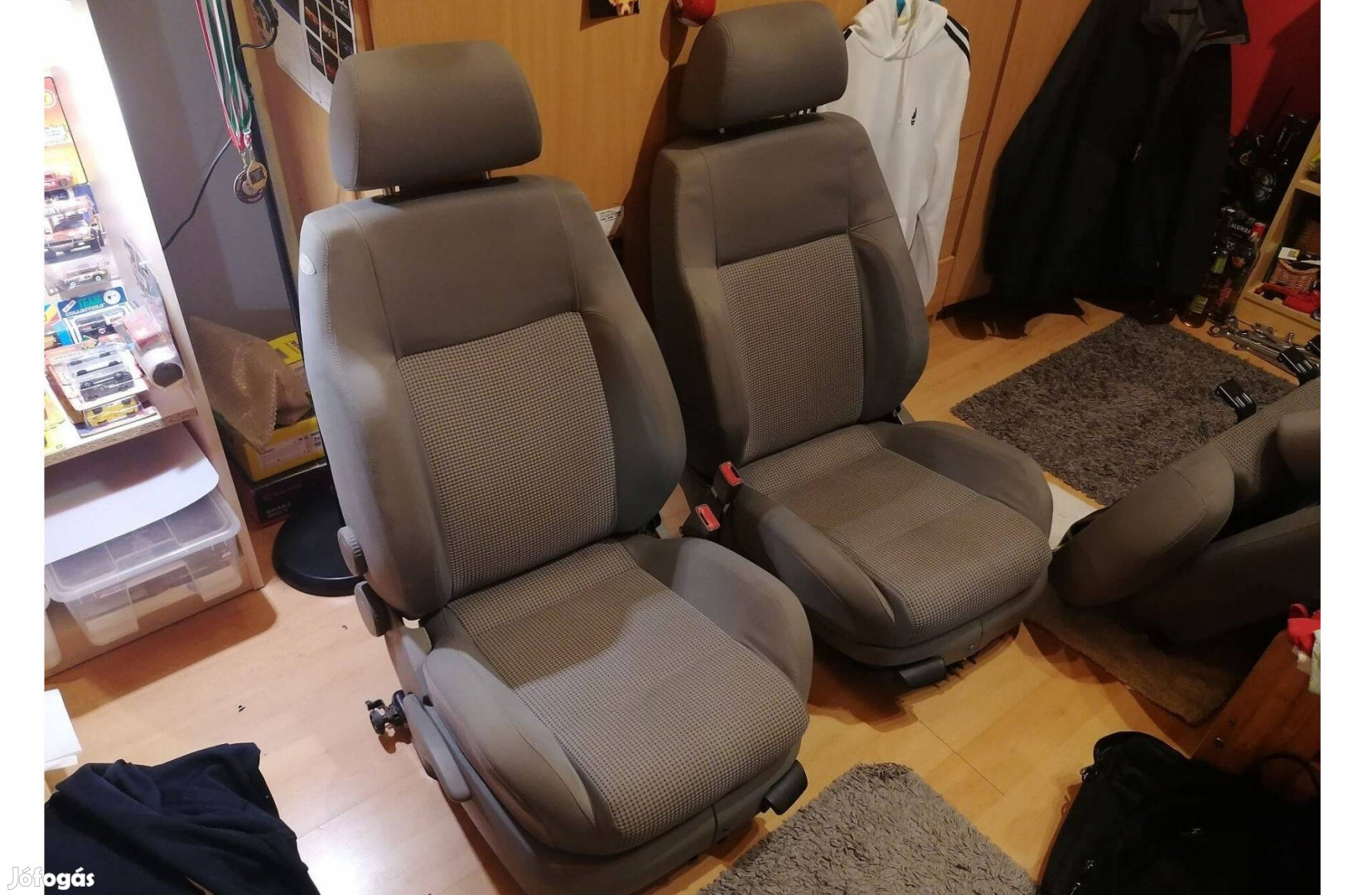 Volkswagen golf 4 kombi combtámaszos és gerinctámaszos ülésszett