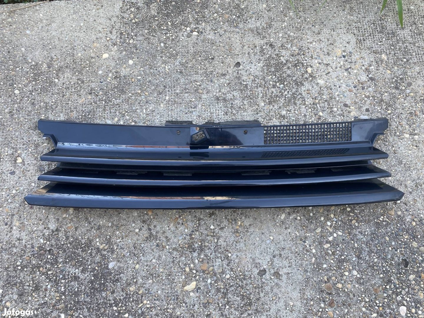 Volkswagen golf mk4 jel nélküli hűtőrács