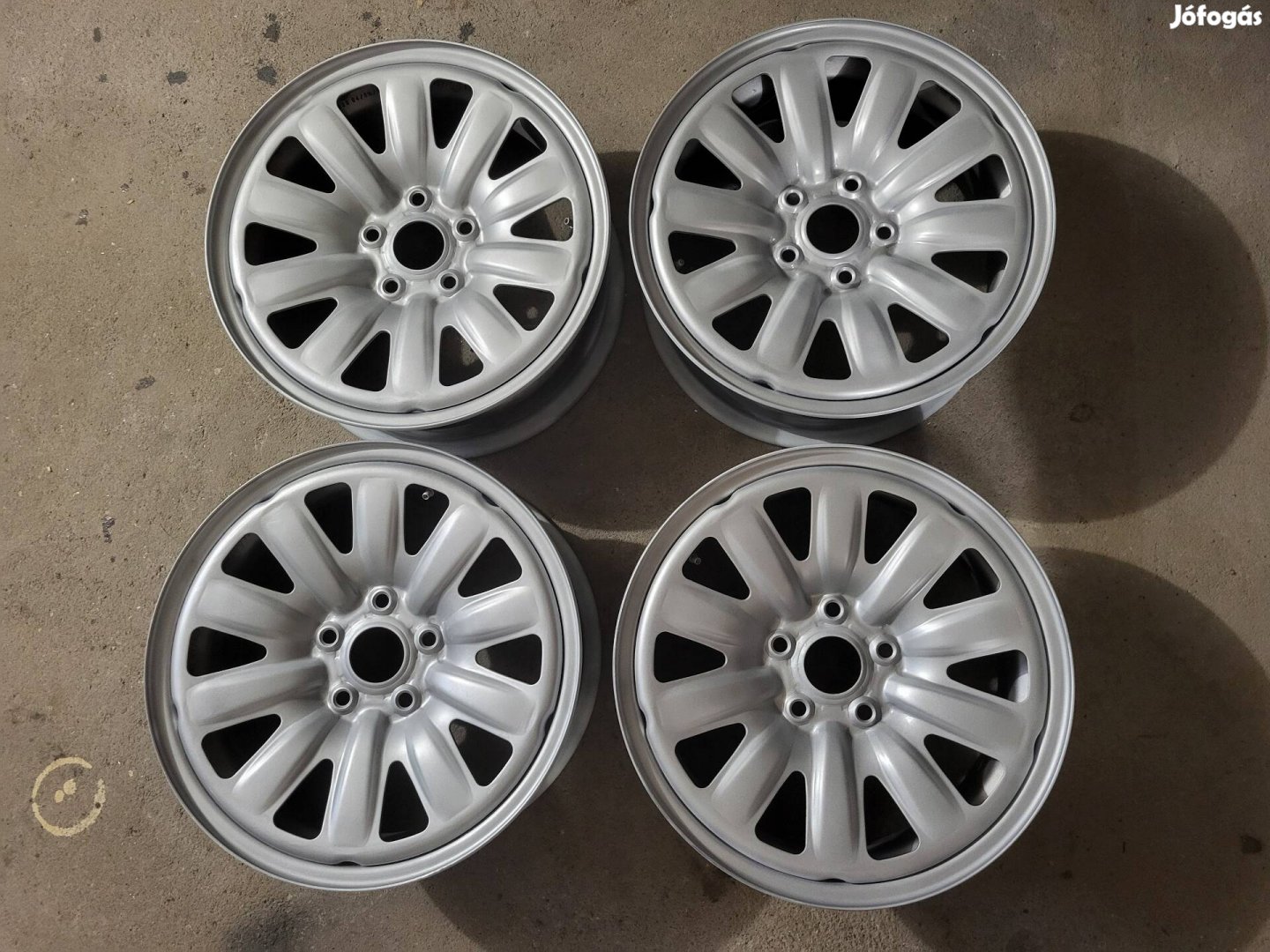 Volkswagen gyári lemezfelni 16" 5x112 ET41 audi skoda acélfelni