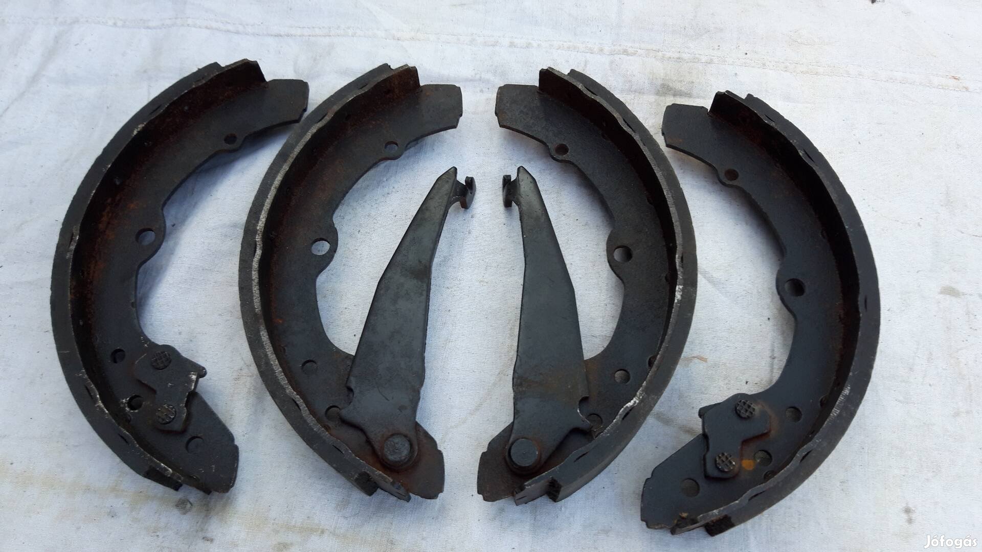 Volkswagen hátsó fékpofa garn erősitett Golf,Jetta, Passat, Caddy hez