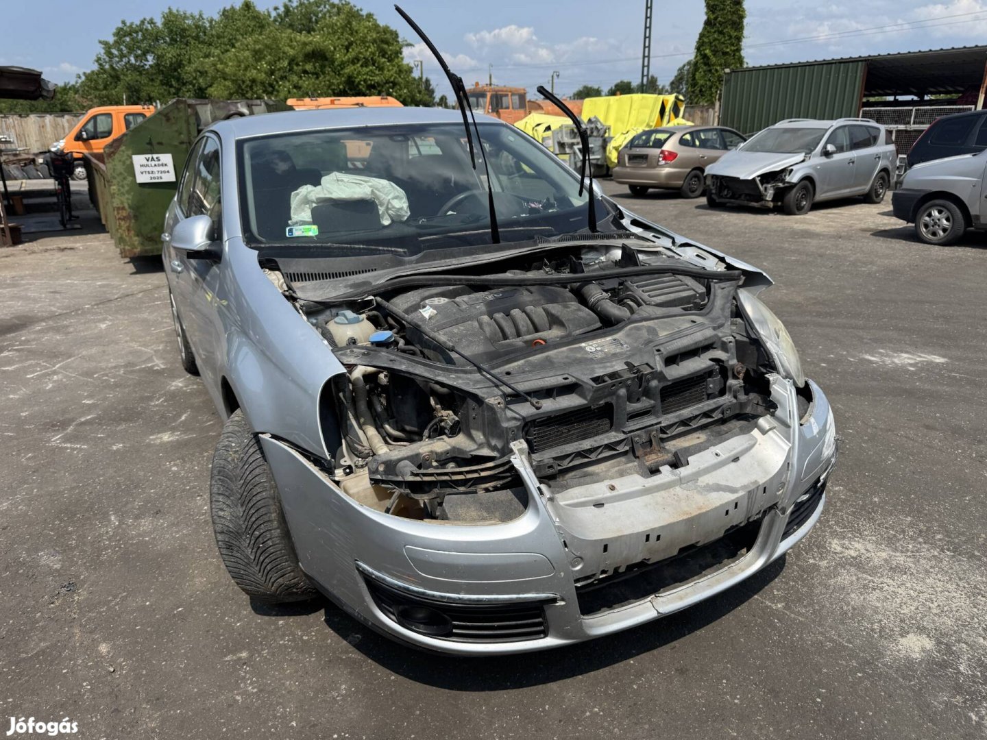 Volkswagen jetta bontott alkatrészek