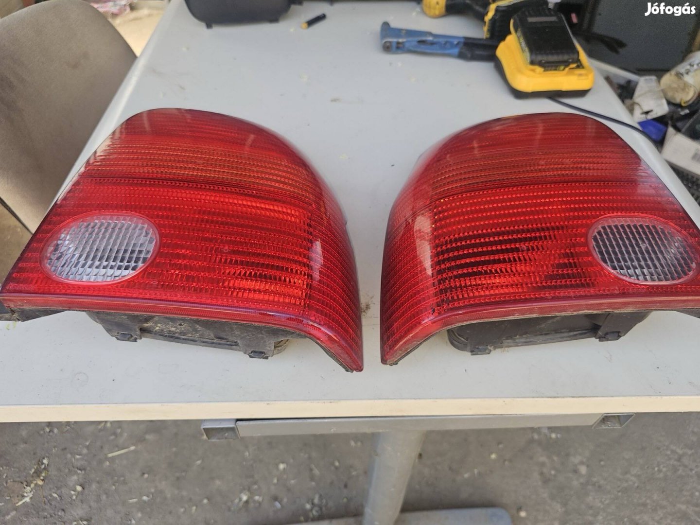 Volkswagen lupo hátsó lámpa 6000 